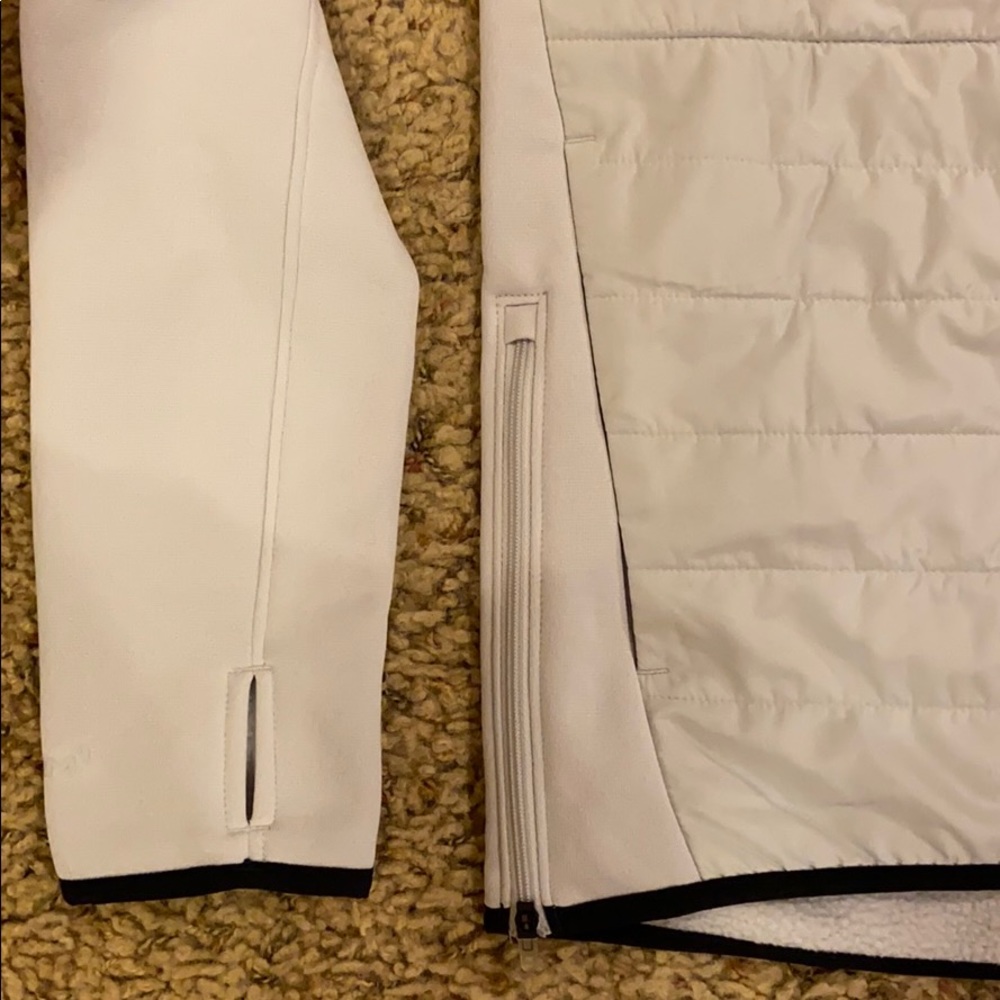 Under Armour hoodie - Picture 5 of 5